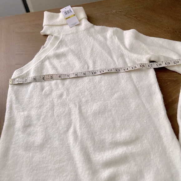Michael Kors One Shoulder Turtleneck Sweater NWT $195 M - Picture 5 of 8